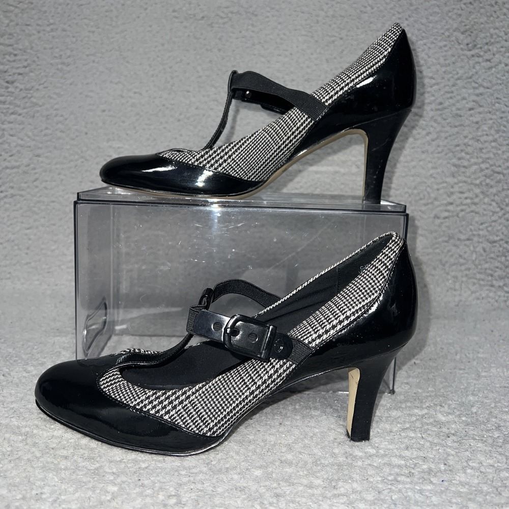 Circa Joan David Heels Women's Sz 8.5 Black‎ Patent Houndstooth T Strap Sandals